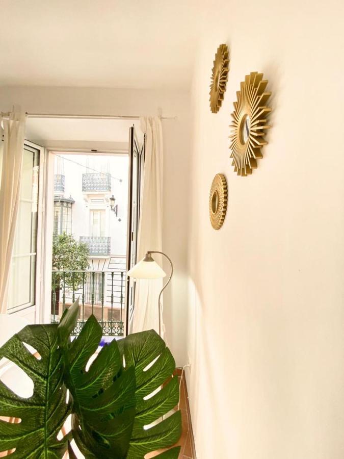 Superb In Downtown Of ,parking Optional, !! Appartement Sevilla